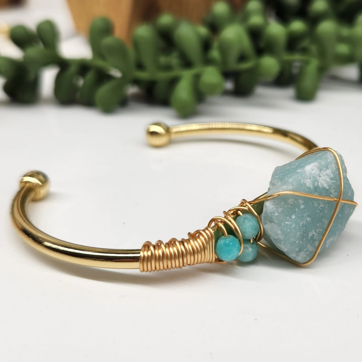 Gemstone Wire-Wrapped Bracelet - Yellow Gold (Rokt Exclusive)