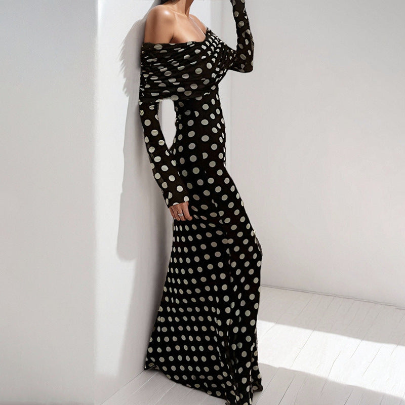 Crew-neck Figure-hugging Sheath Dress